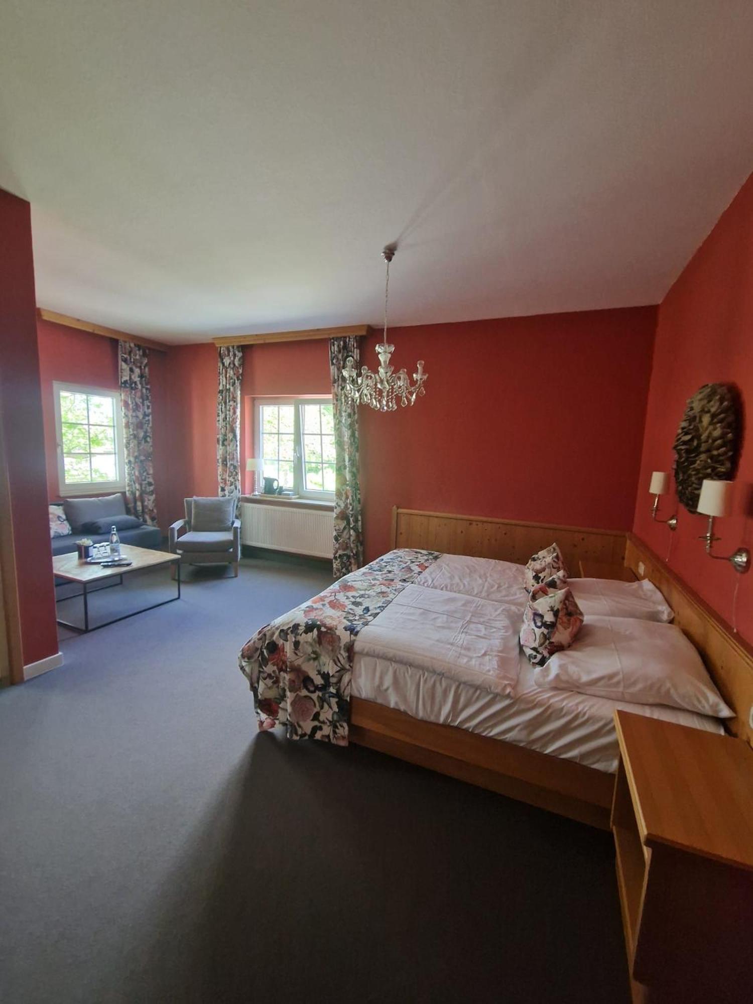 Hildebrandts Landhotel Klettbach Екстер'єр фото