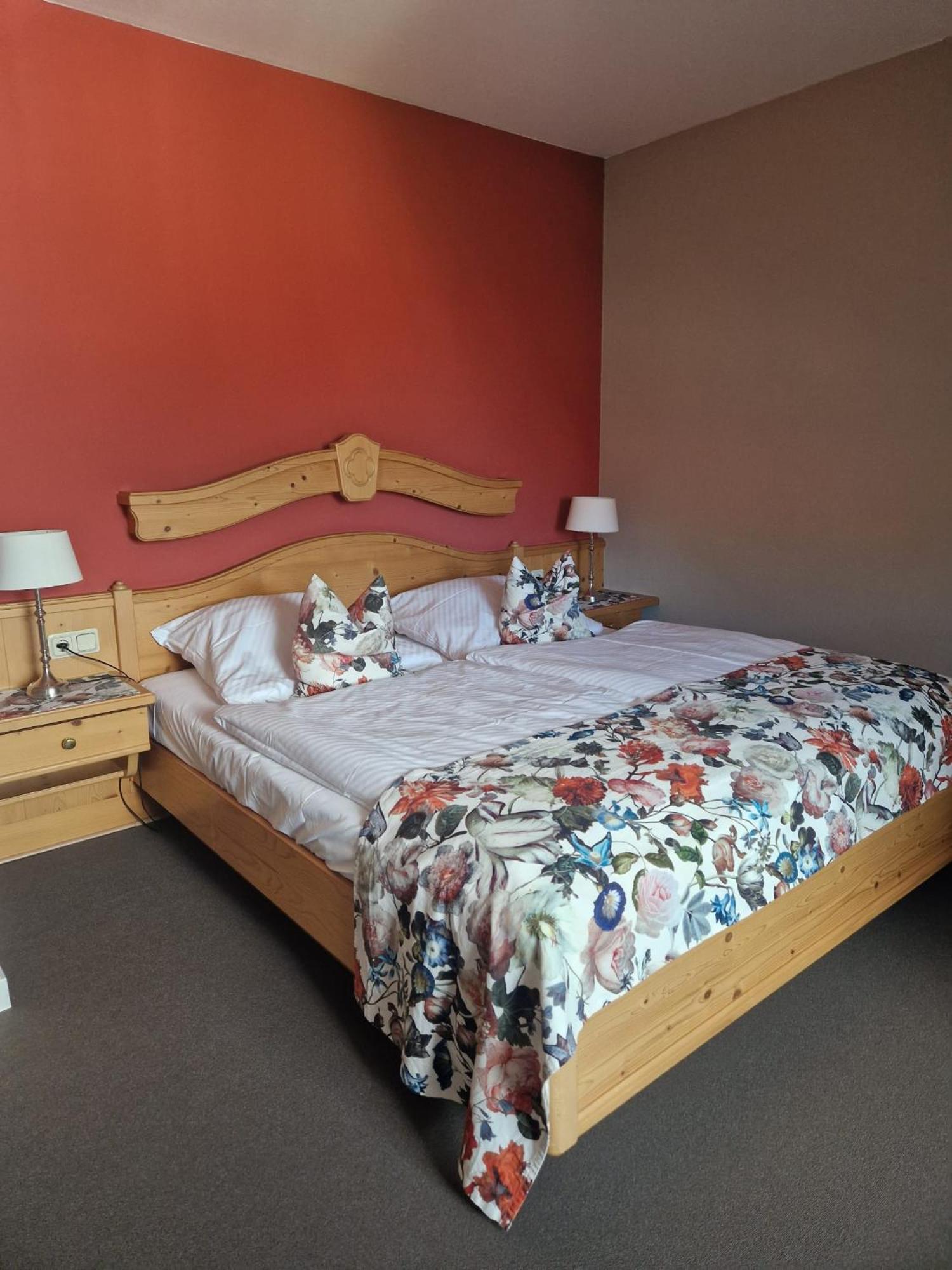 Hildebrandts Landhotel Klettbach Екстер'єр фото